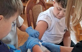 Galeria aktualności Stawiamy na aktywny wypoczynek i edukację młodych strażak&oacute;w 8