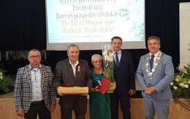 Galeria aktualności Wyjątkowy jubileusz małżeństwa &ndash; złote, diamentowe i żelazne gody w Gminie Raciechowice 38