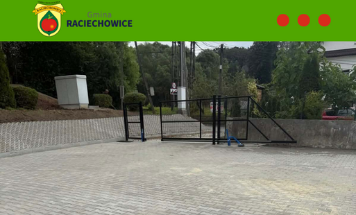 Zdjęcie do Szkoła w Gruszowie z nowym parkingiem